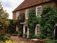 Leeds Castle 16 Stable Courtyard
